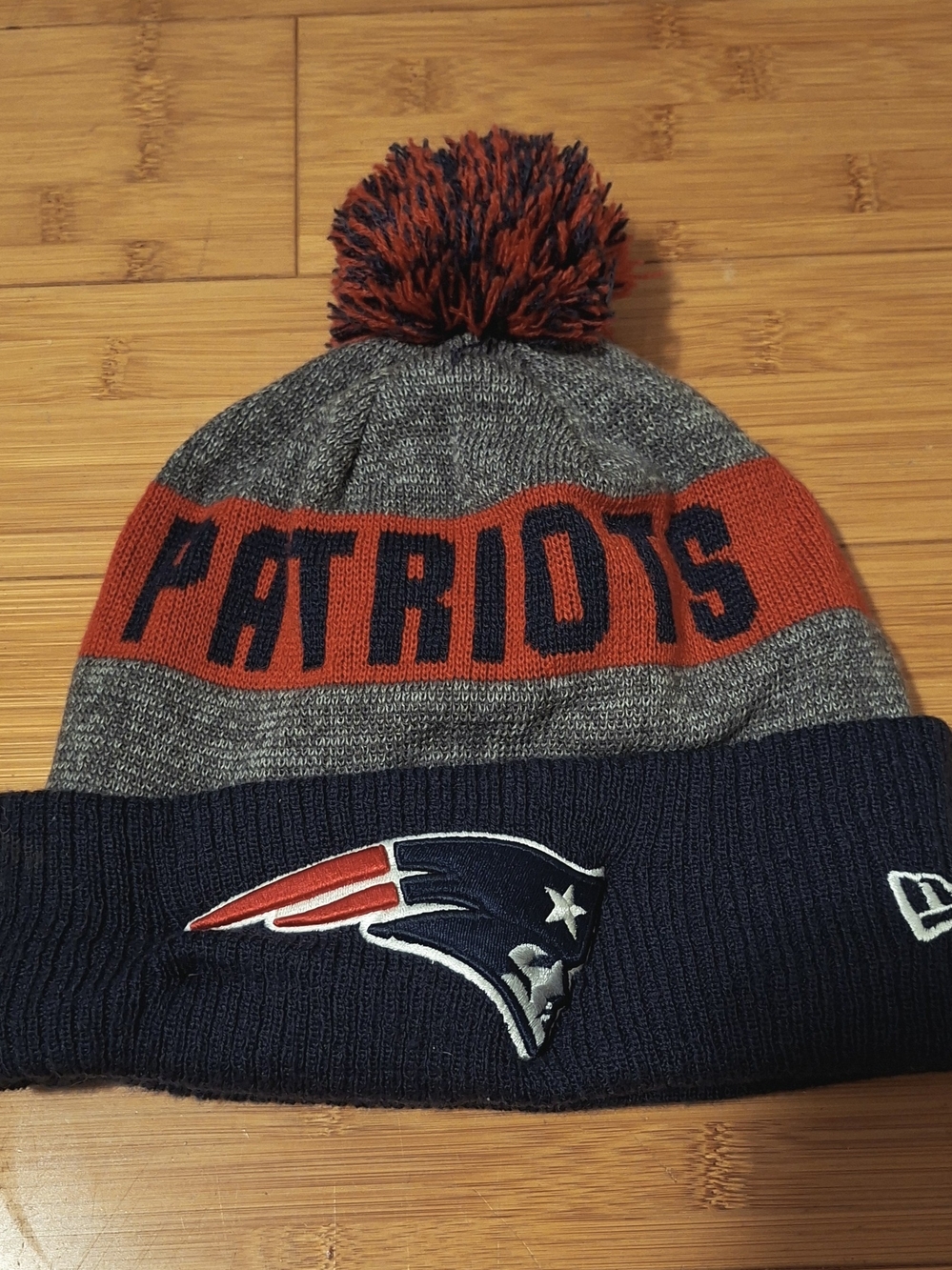 New England Patriots Pom Knit Beanie - Navy, Gray & Red